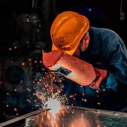 Para evitar daños en los ojos es imprescindible utilizar un buen tipo de protección ocular, siempre adecuado para cada servicio o trabajo. Gafas, máscaras, pantallas, protectores faciales...
Si tienes alguna duda puedes consultar con nuestros expertos a través de nuestros teléfonos o correo electrónico y te asesoraremos en tu compra para que se ajuste lo máximo a tus necesidades.
Pide tu presupuesto personalizado